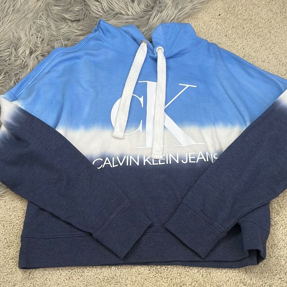 Calvin Klein cropped sweatshirt
